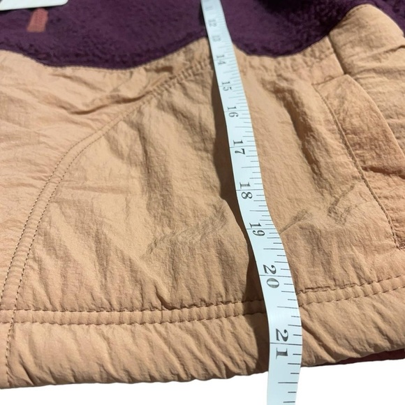 537-Fabletics Purple and tan Sherpa fleece pullover with 1/4 zip #sherpa… - Picture 4 of 8